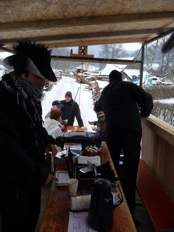 2010 wurstverkauf egesheim 20110325