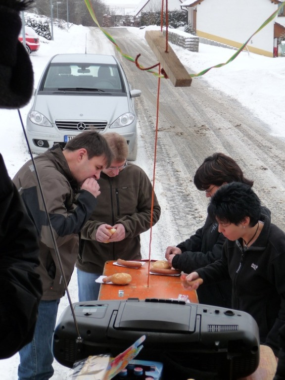 2010 wurstverkauf egesheim 20110325