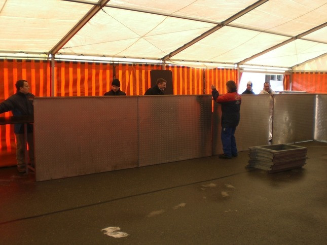 2010 zeltaufbau jubilaeum egesheim 20110325