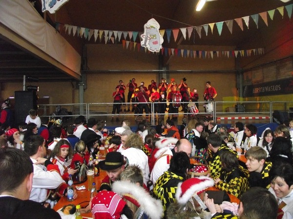 2011 umzug boettingen 20110325