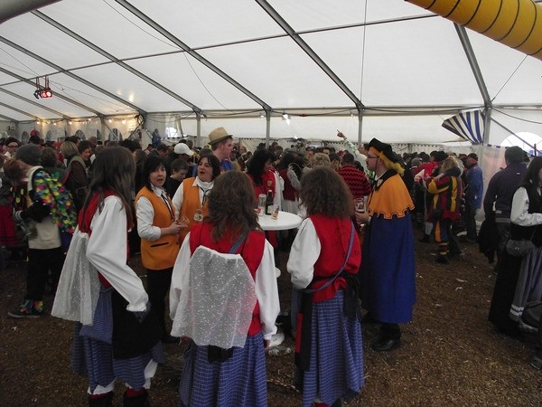 2011 umzug boettingen 20110325